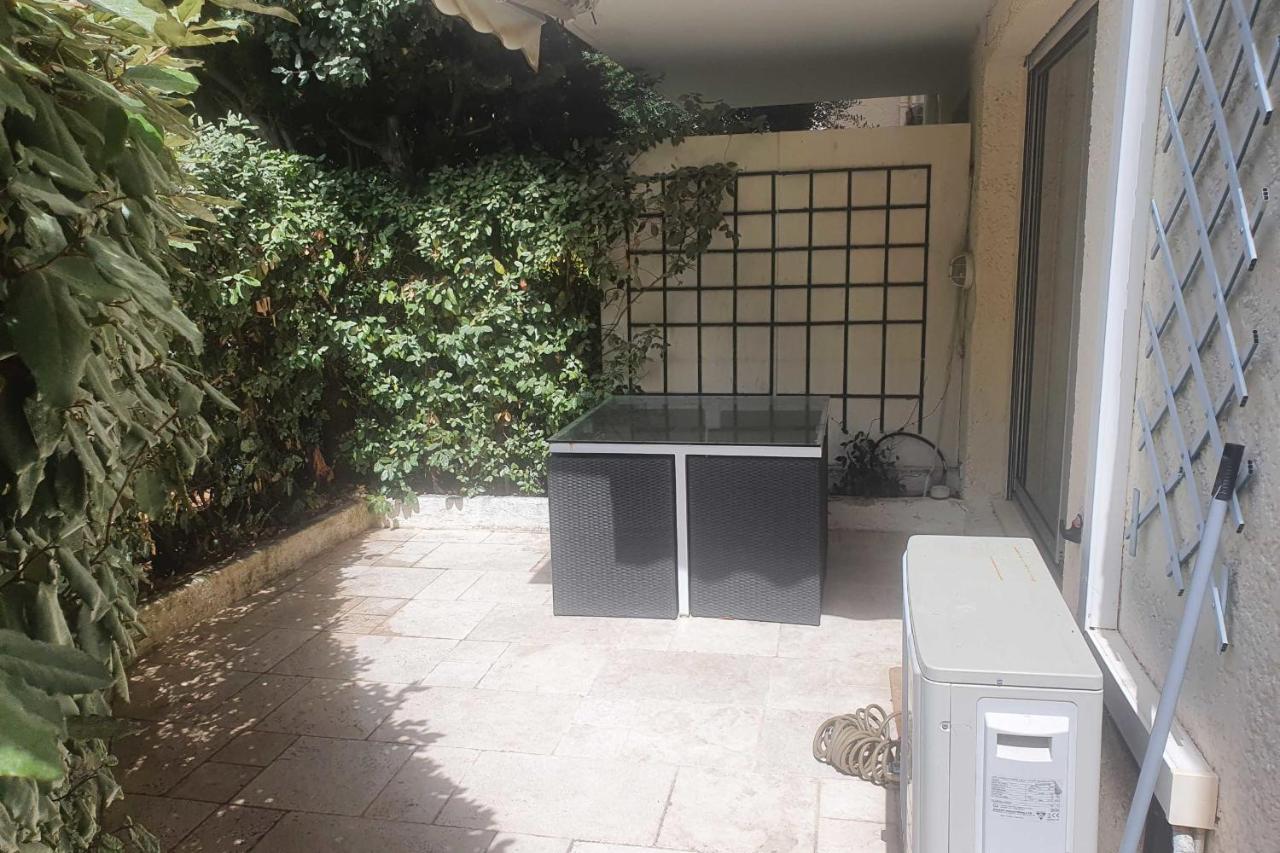 Charming 42M With Terrace In The City Center Saint-Tropez Kültér fotó